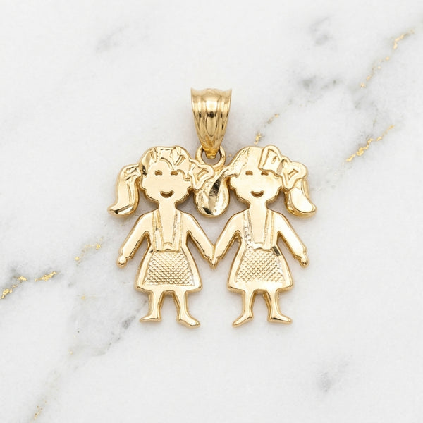 Dije Dos Niñas Tomadas de la Mano en Oro Amarillo 10K - 1.50g