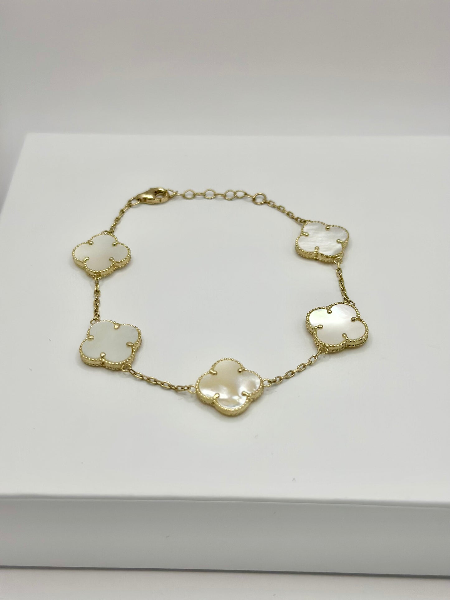 Pulsera clover Blanca 10K