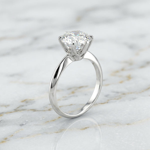 Anillo de Compromiso Solitario Clásico de Seis Uñas en Oro Blanco 10K (2.51g)