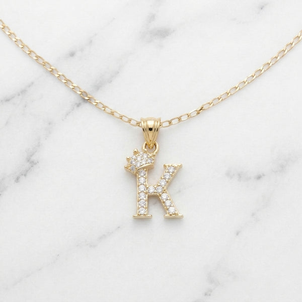 Dije Letra Inicial K con Corona y Zirconias en Oro Sólido Amarillo 10K (0.92g)