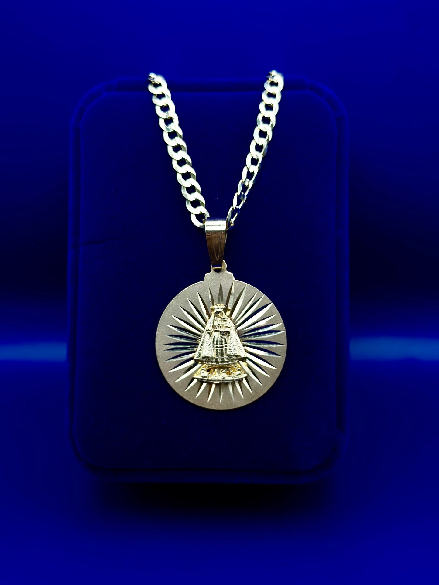 Circular Virgin pendant with sparkles