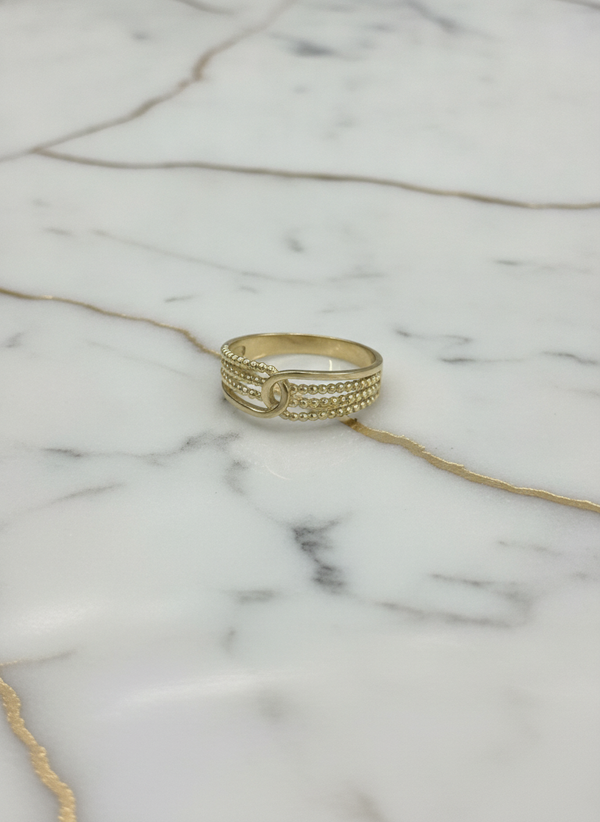 Anillo Multicapa de Esferas Granuladas con Nudo Entrelazado en Oro Amarillo 10K - 2.03g