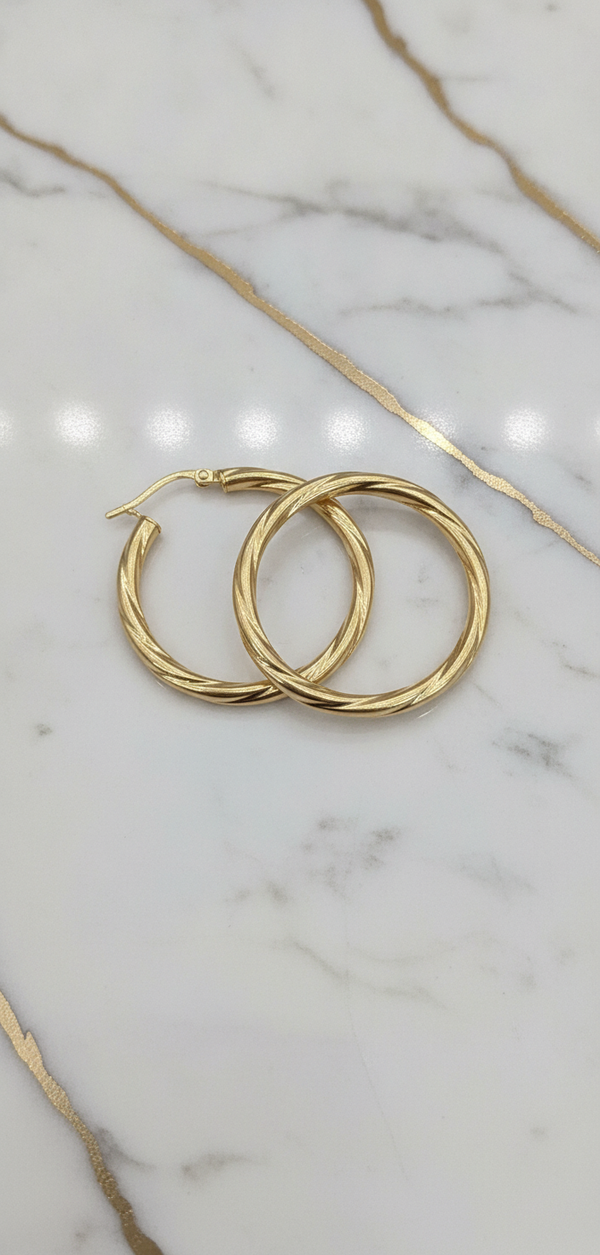 Aretes Hollow 10K Argollas Torcidas Lisas Size 4 Weight 1.74