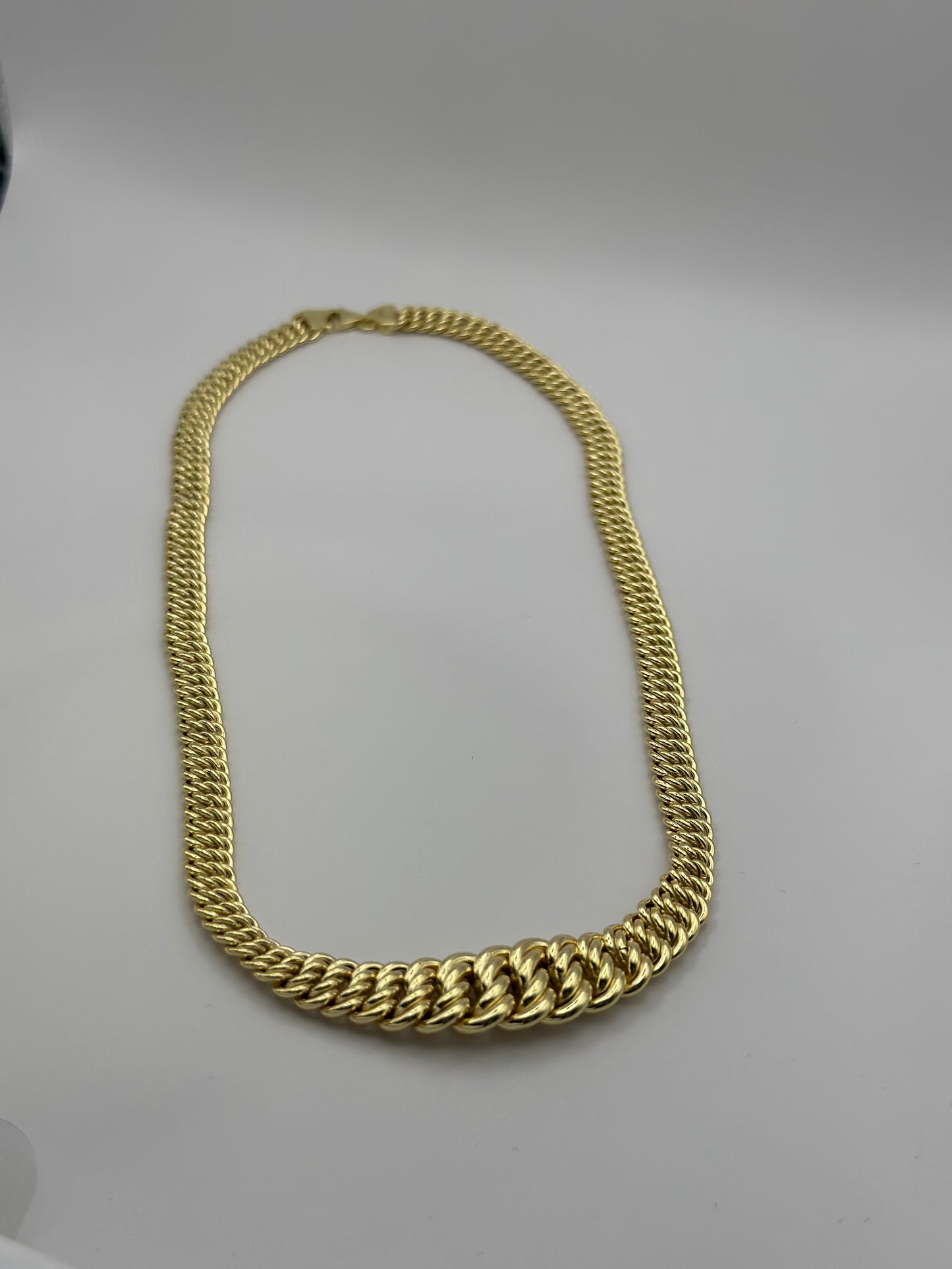 Cadena Corte Princesa 18”