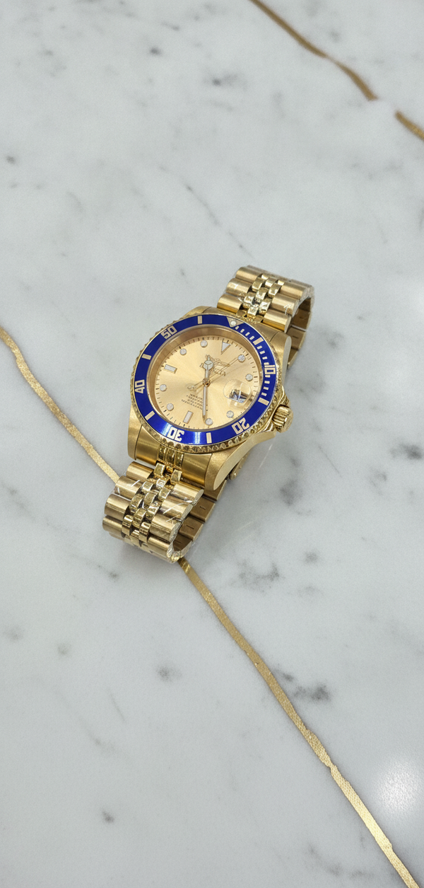 Reloj Invicta Pro Diver Automático Dorado con Bisel Azul y Brazalete Jubilee