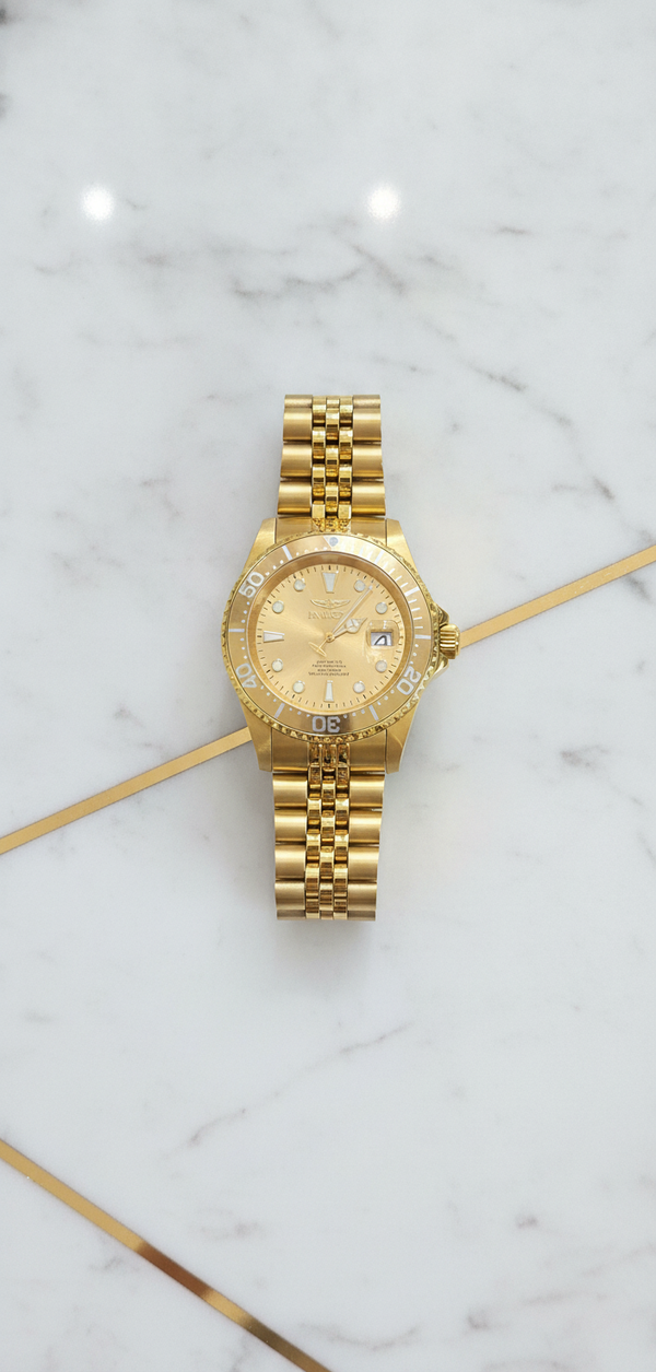 Reloj Invicta Pro Diver Automático Dorado con Bisel Bronce Dorado y Brazalete Jubilee