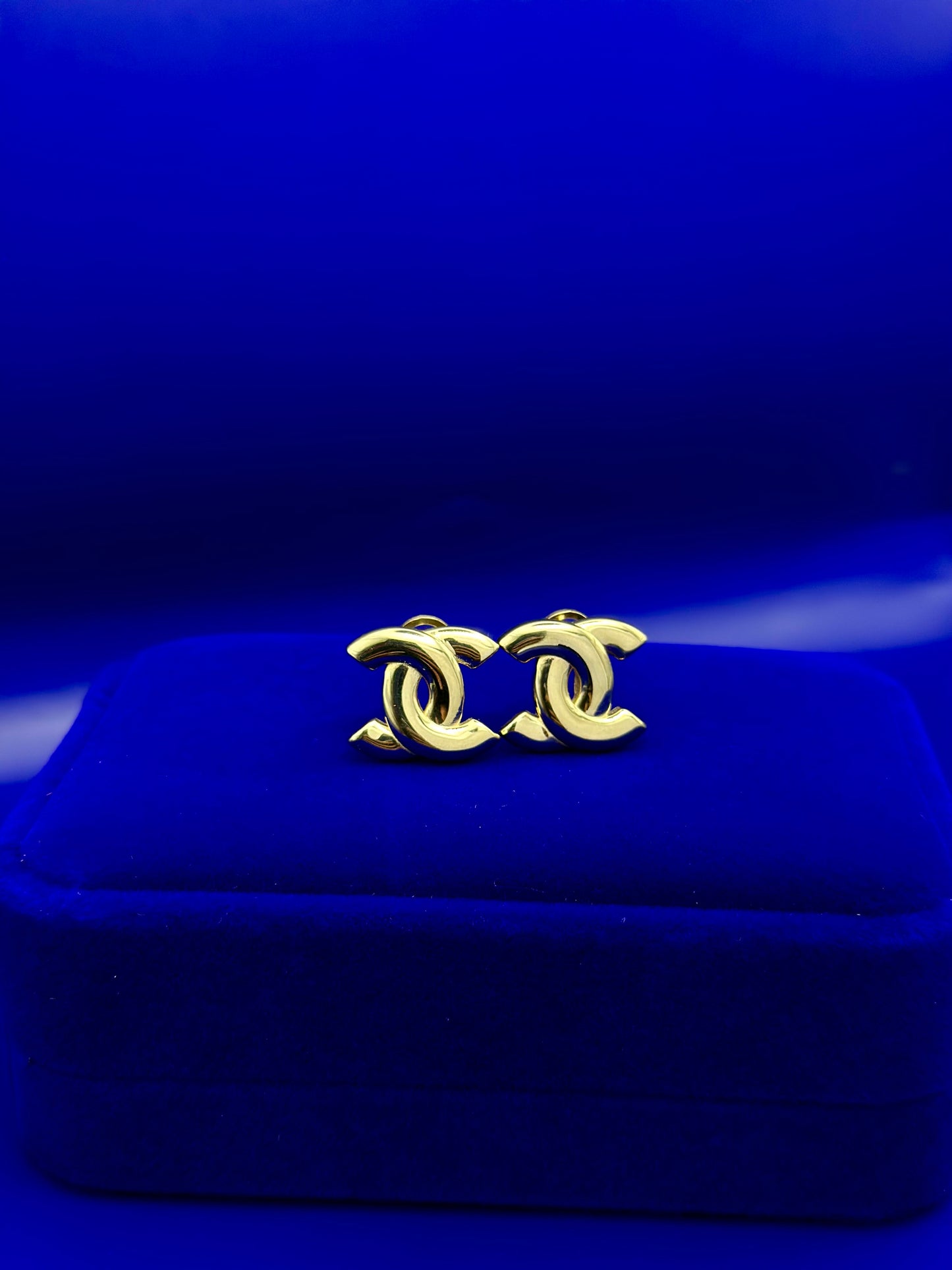 Omega Chane style 10k earrings