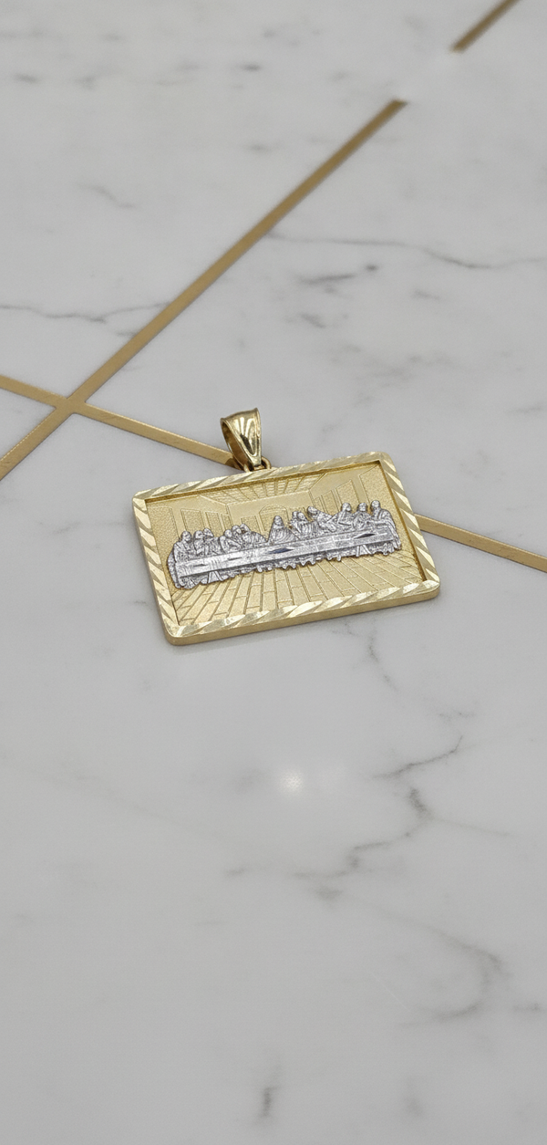 Dije Medalla Rectangular La Última Cena en Relieve en Oro Bicolor 10K (5.64g)