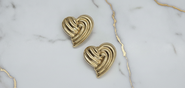 Aretes de Corazón Acanalado en Espiral Vintage en Oro Amarillo 10K - 5.71g