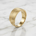 Anillo Chevron Espiga Oro Sólido 10K Tallado 3.38g
