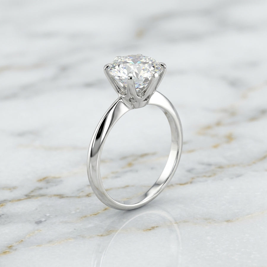 Anillo de Compromiso Solitario Clásico de Seis Uñas en Oro Blanco 10K (2.51g)