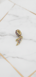 Dije Charm Ala de Ángel Colgante con Piedras Multicolor Arcoíris en Oro Amarillo 10K (1.62g)