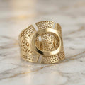 Anillo Ancho Calado Diseño Panal y Bisel Ovalado en Oro Amarillo 10K (Talla 8) - 3.22g