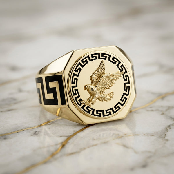 Anillo Sello Octagonal Águila y Greca Negra de Hombre en Oro 10K - 5.70g