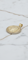Dije Medalla Circular Rostro de Cristo con Halo y Perfil de Zirconias en Oro Amarillo 10K (4.68g)