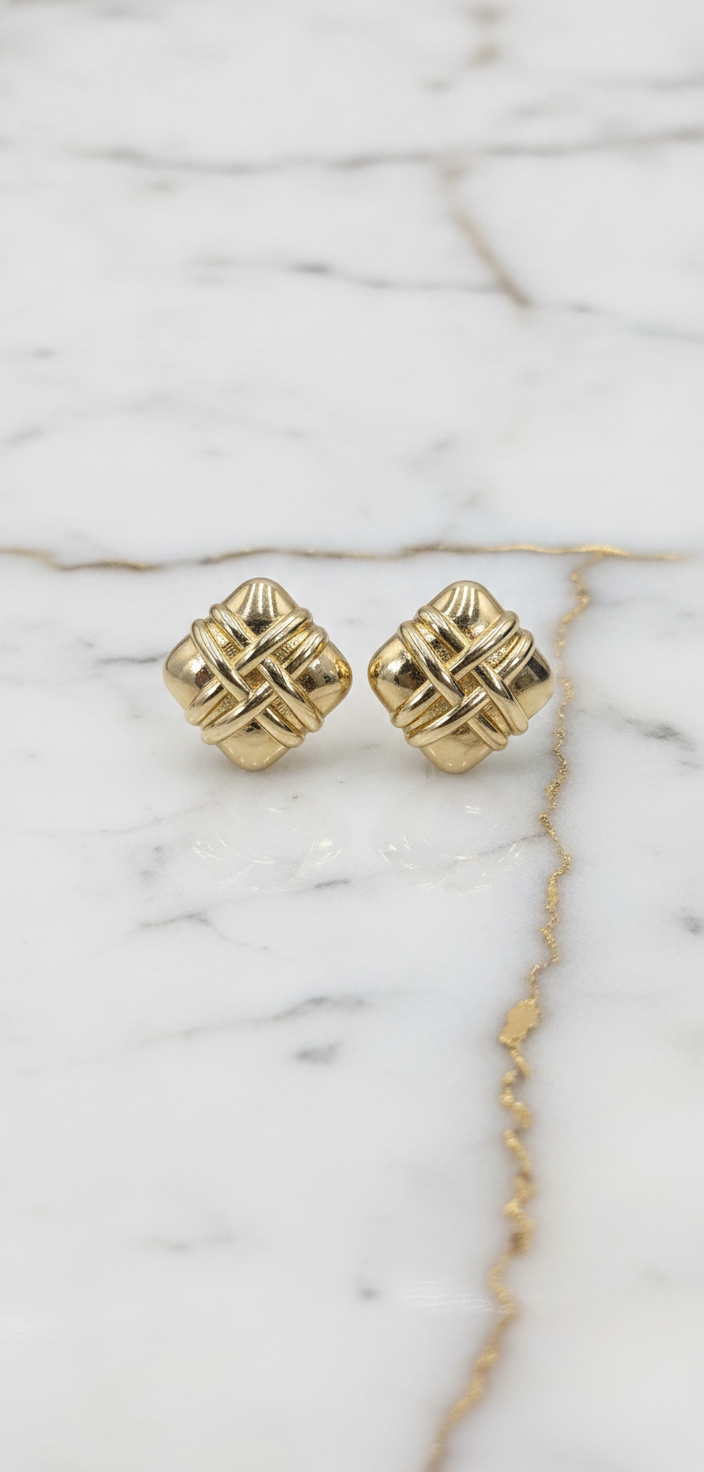 Aretes Cuadrados Tejido Entrelazado en Oro Amarillo 10K - 3.06g