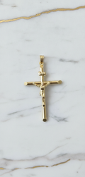 Dije Crucifijo Tubular Clásico Pulido con Cristo e INRI en Oro Amarillo 10K (2.56g)
