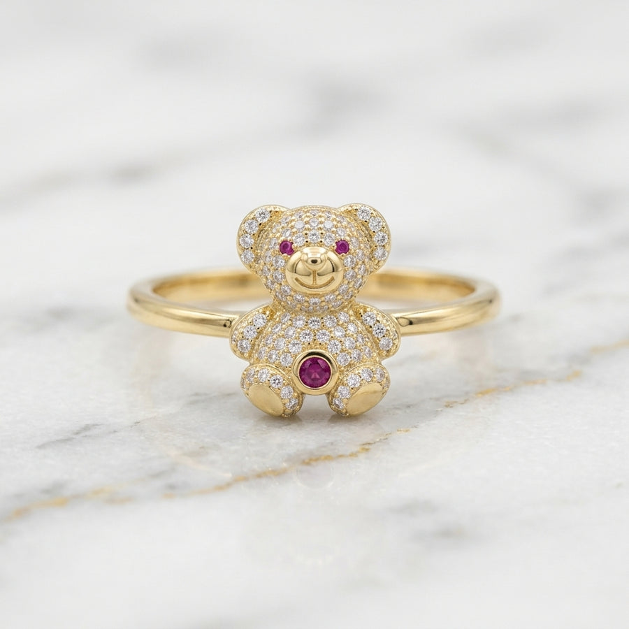 Anillo de Osito en Pavé de Circonias Blancas y Piedras Rubí en Oro Amarillo 10K - 2.28g