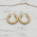 Aretes Hollow 10K 2x4mm 1.76