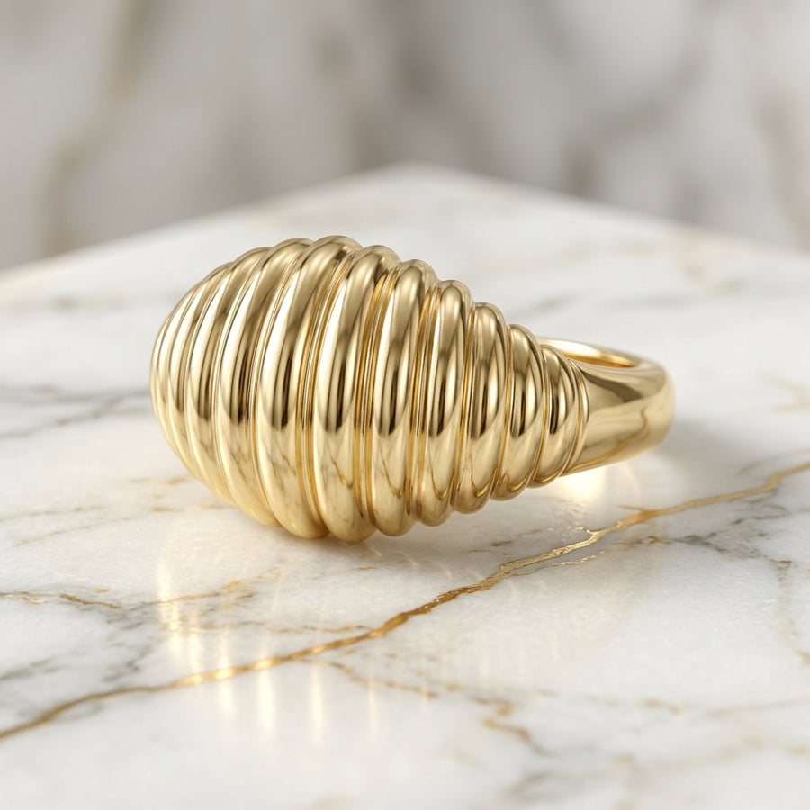 Anillo Domo Acanalado Vertical en Oro Amarillo 10K Talla 8 - 2.00g