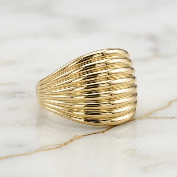 Anillo Domo Acanalado de 7 Mediacañas en Oro Amarillo Sólido 10K (Talla 7) - 3.07g