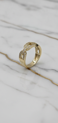 Anillo de Eslabones Paperclip con Pavé de Zirconias en Oro Amarillo Sólido 10K (Talla 8) - 2.80g
