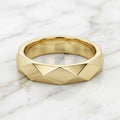 Anillo Alianza Geométrica Facetada Octagonal en Oro Amarillo 10K (Talla 9) - 2.36g