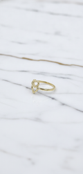 Anillo de Doble Corazón Calado en Oro Amarillo 10K (1.35g)