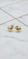 Aretes Dormilones de Corazón Bombé Liso de Alto Pulido en Oro Amarillo 10K - 0.90g