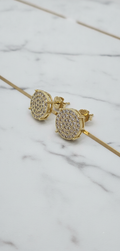 Aretes Dormilones Redondos Cluster en Pavé de Piedras Blancas en Oro Amarillo 10K - 2.00g