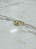 Anillo Domo Ovalado Acanalado en Oro Amarillo 10K - 1.53g