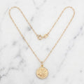 Cadena Tejido Eslabón Diamantado con Dije Medalla "I Love You" y Doble Corazón Lateral en Oro Amarillo 10K - 1.44g