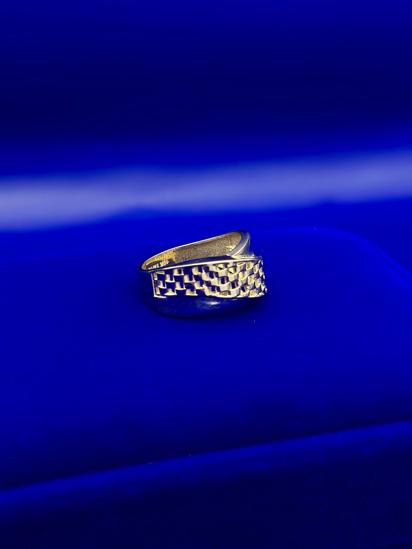 Anillo malla dorada