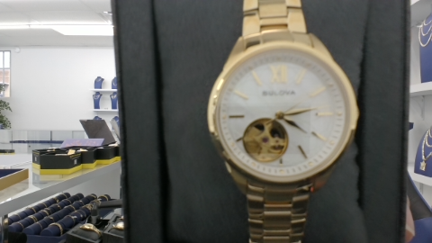 Bulova No Metal 34mm