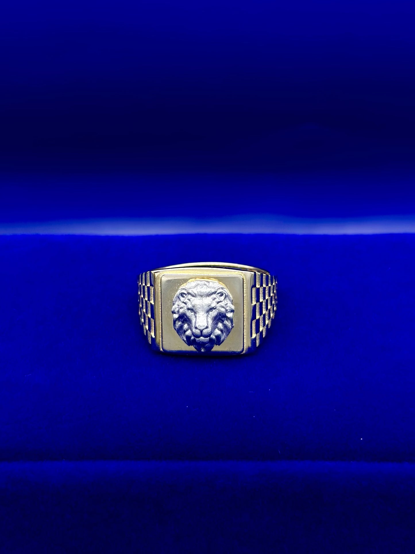 Lion Face Ring