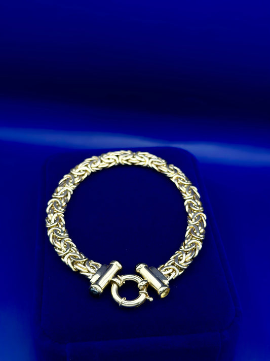 Byzantine bracelet with clasp