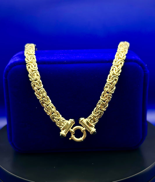Byzantine style choker with clasp