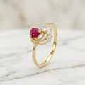 Anillo Cluster Piedra Roja Rubí y Brillantes Oro Sólido 10K 1.21g