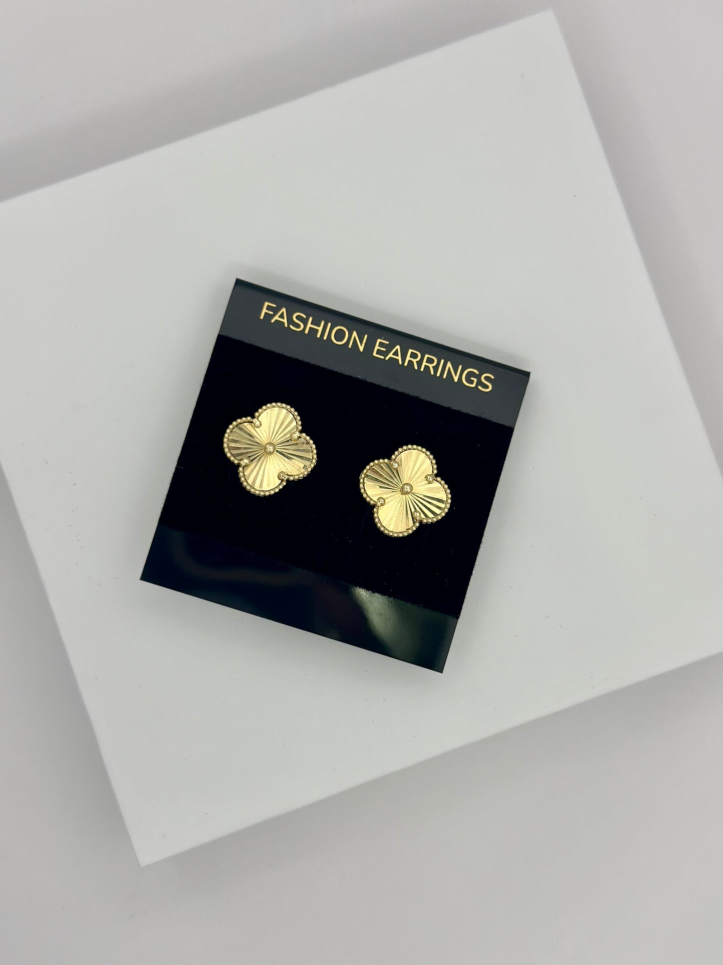 Aretes Clover dorado grande 10k