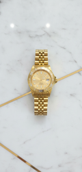 Reloj Invicta Pro Diver Automático Dorado con Bisel Bronce Dorado y Brazalete Jubilee