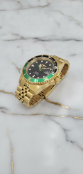 Reloj Invicta Pro Diver Automático Dorado con Bisel Negro/Verde y Esfera Negra