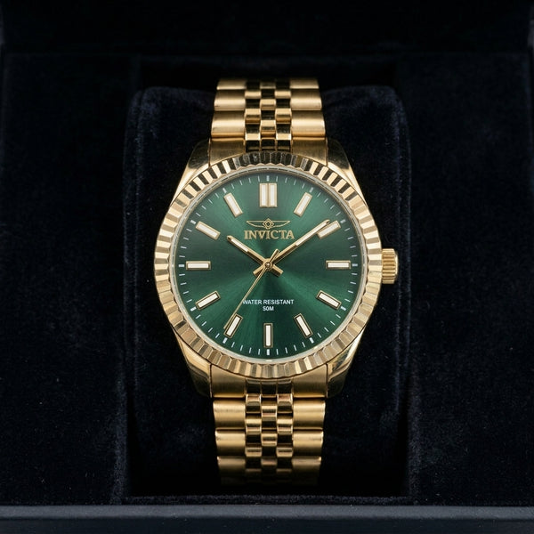 Reloj Invicta Cuarzo Dorado para Hombre — Esfera Verde Esmeralda 50M y Brazalete Jubilee (De Pila / No Oro) - 1435